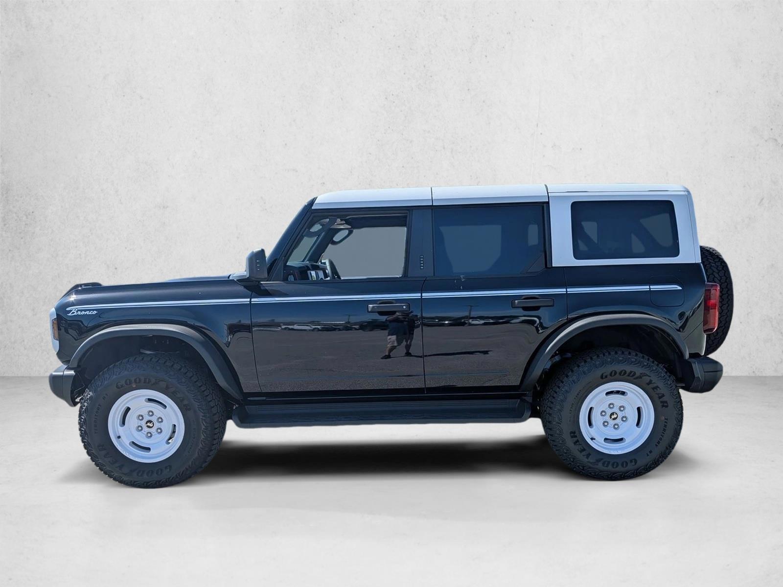Thumbnail: 2026 Ford Bronco - 2