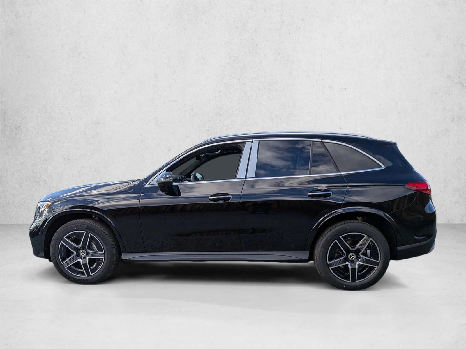 Thumbnail: 2026 Mercedes-Benz GLC - 2
