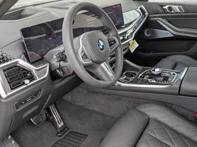 2026 BMW X7