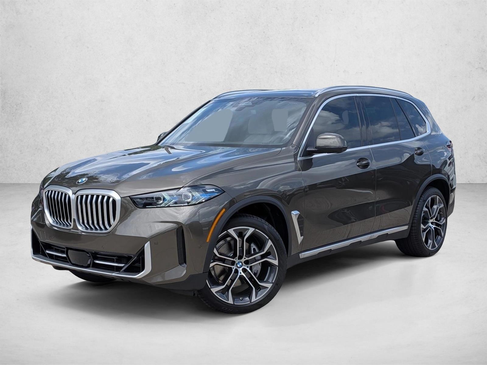 Thumbnail: 2026 BMW X5 - 1