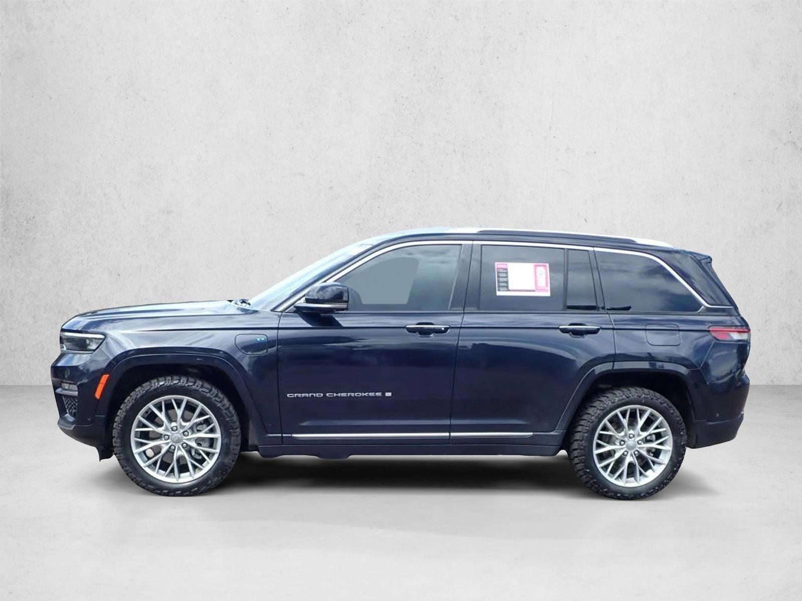 Thumbnail: 2022 Jeep Grand Cherokee - 2