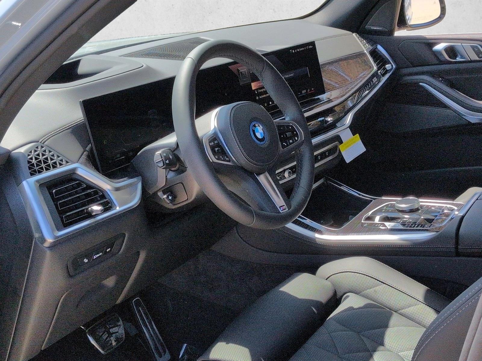 Thumbnail: 2026 BMW X5 - 3