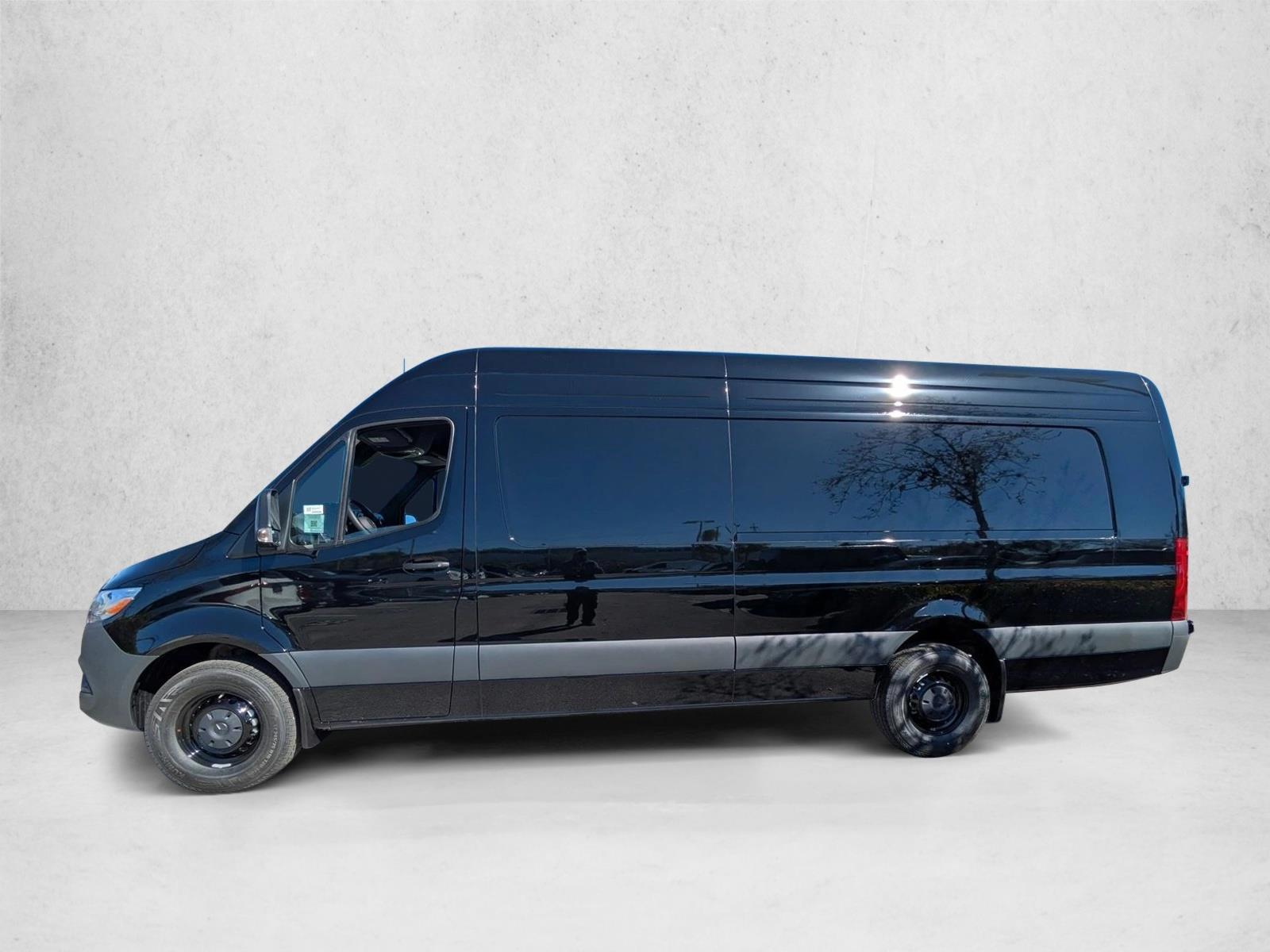 Thumbnail: 2026 Mercedes-Benz Sprinter - 2