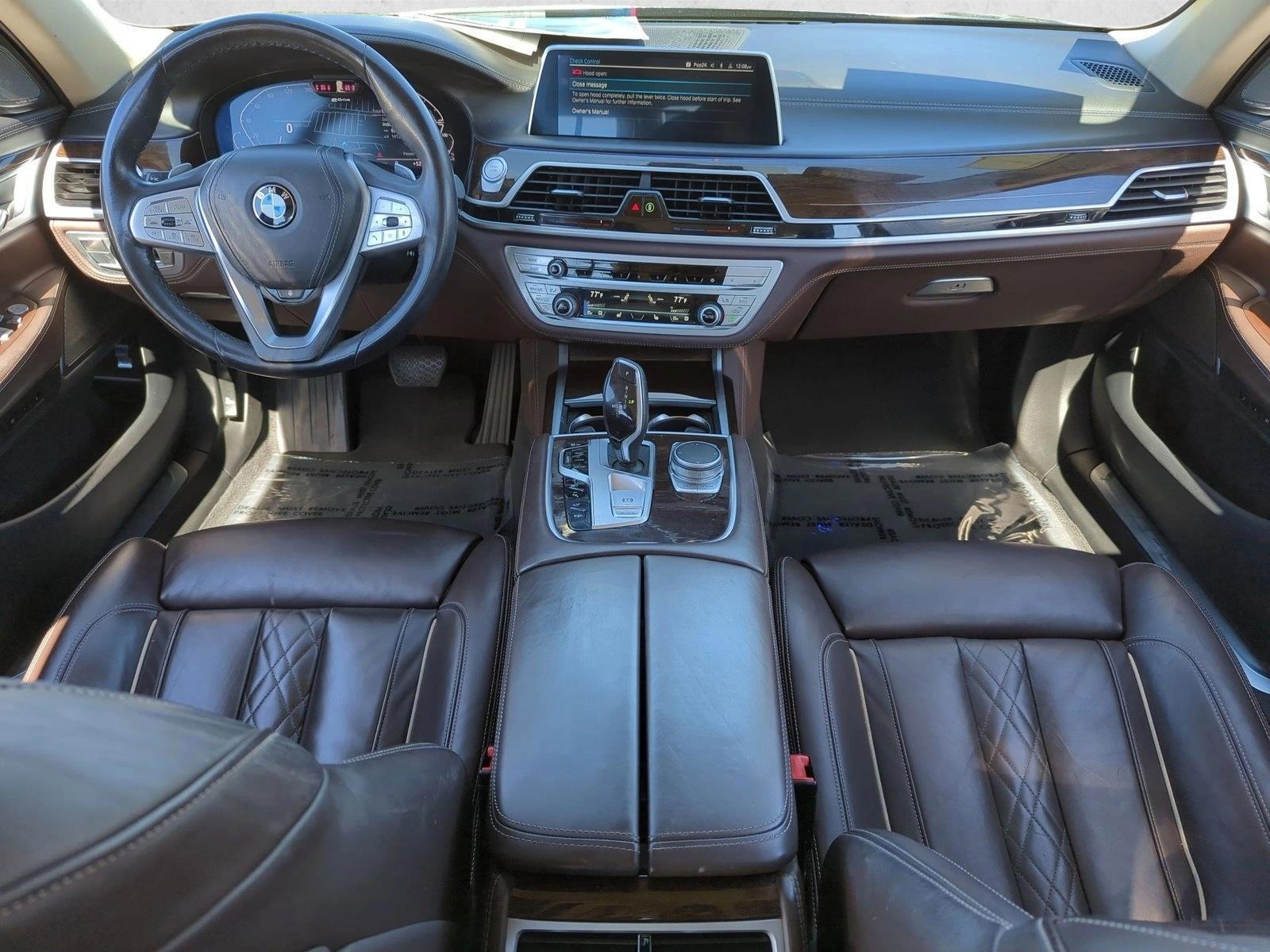 Thumbnail: 2021 BMW 7 Series - 4