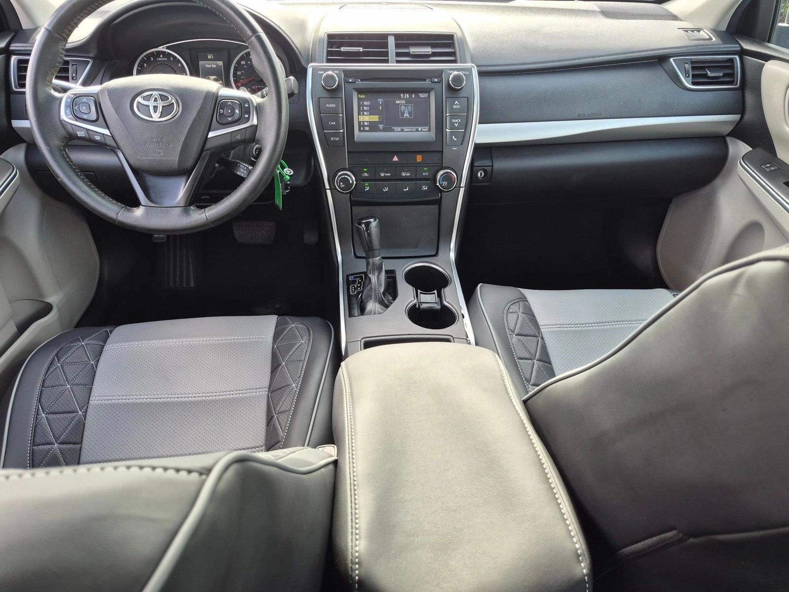 Thumbnail: 2015 Toyota Camry - 3