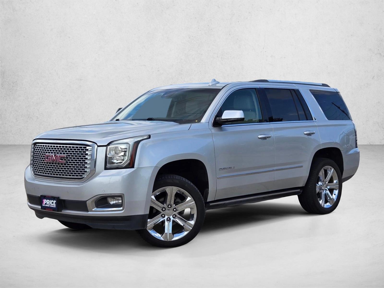 2017 GMC Yukon 4WD Denali's photo