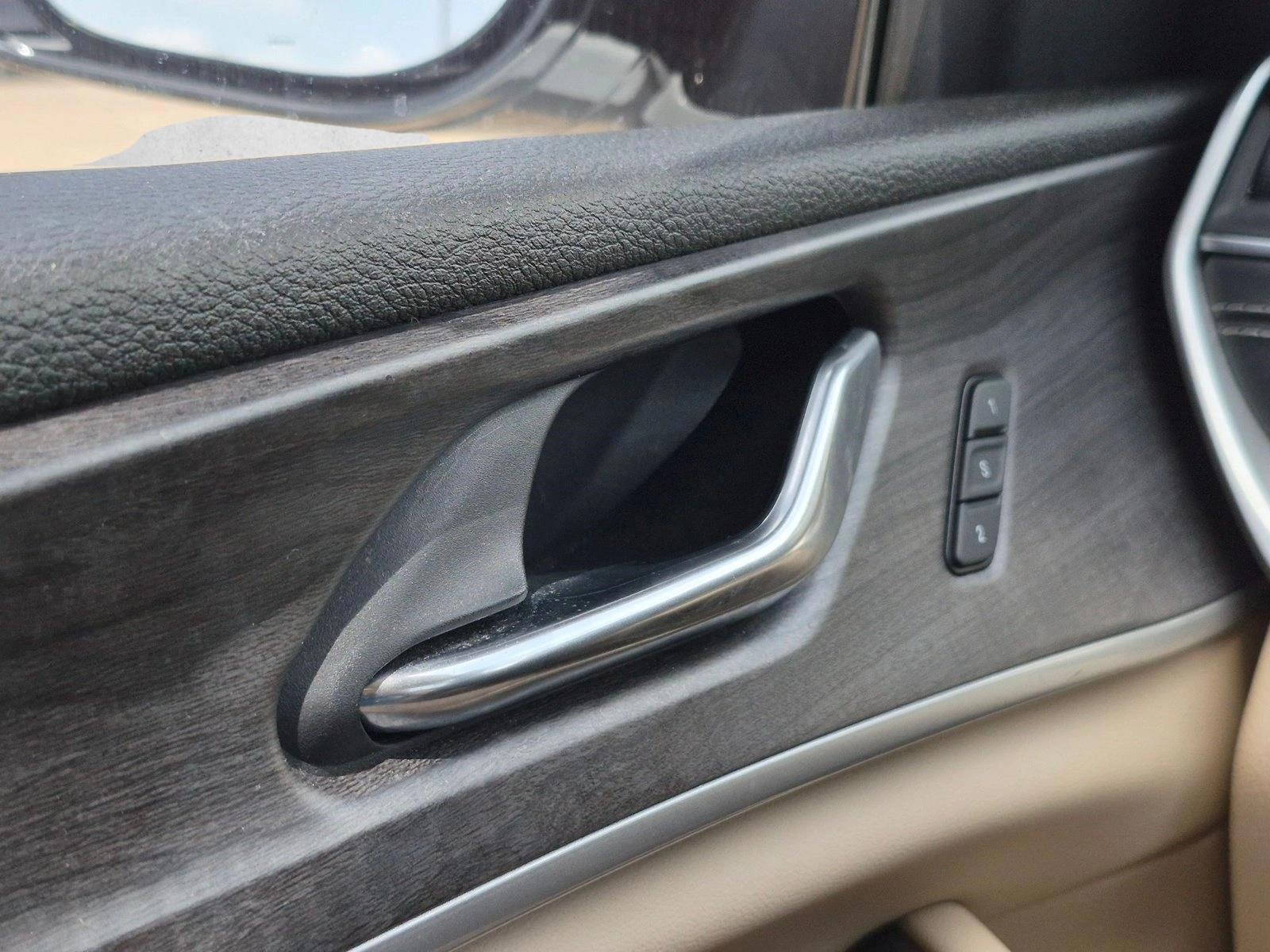 Thumbnail: 2021 Jeep Grand Cherokee L - 4