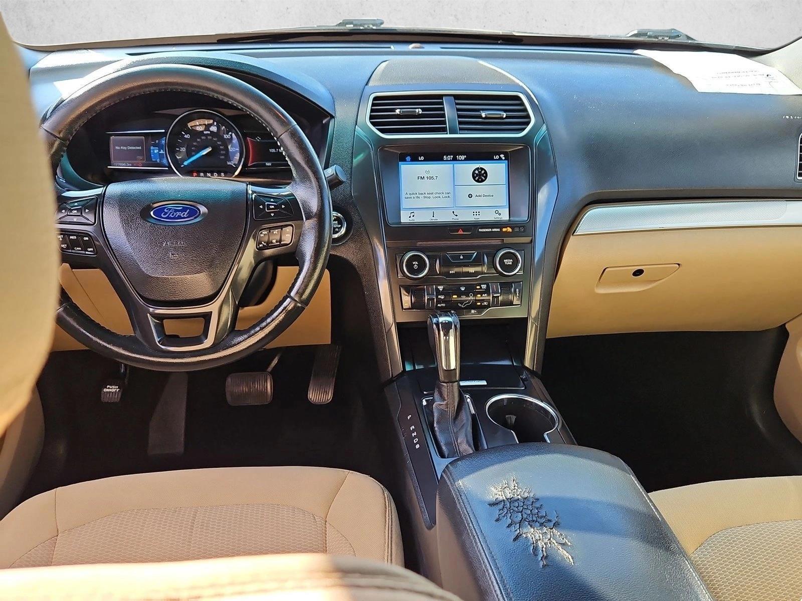 Thumbnail: 2017 Ford Explorer - 3