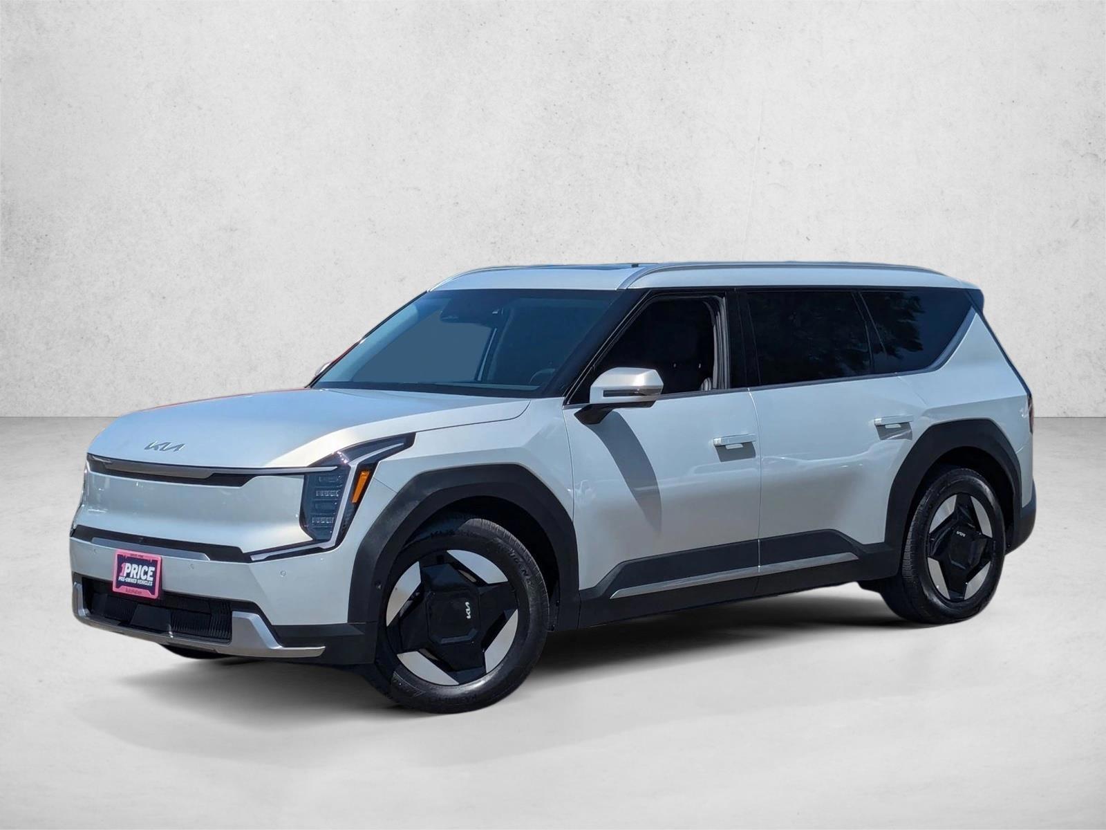 Thumbnail: 2026 Kia EV9 - 1