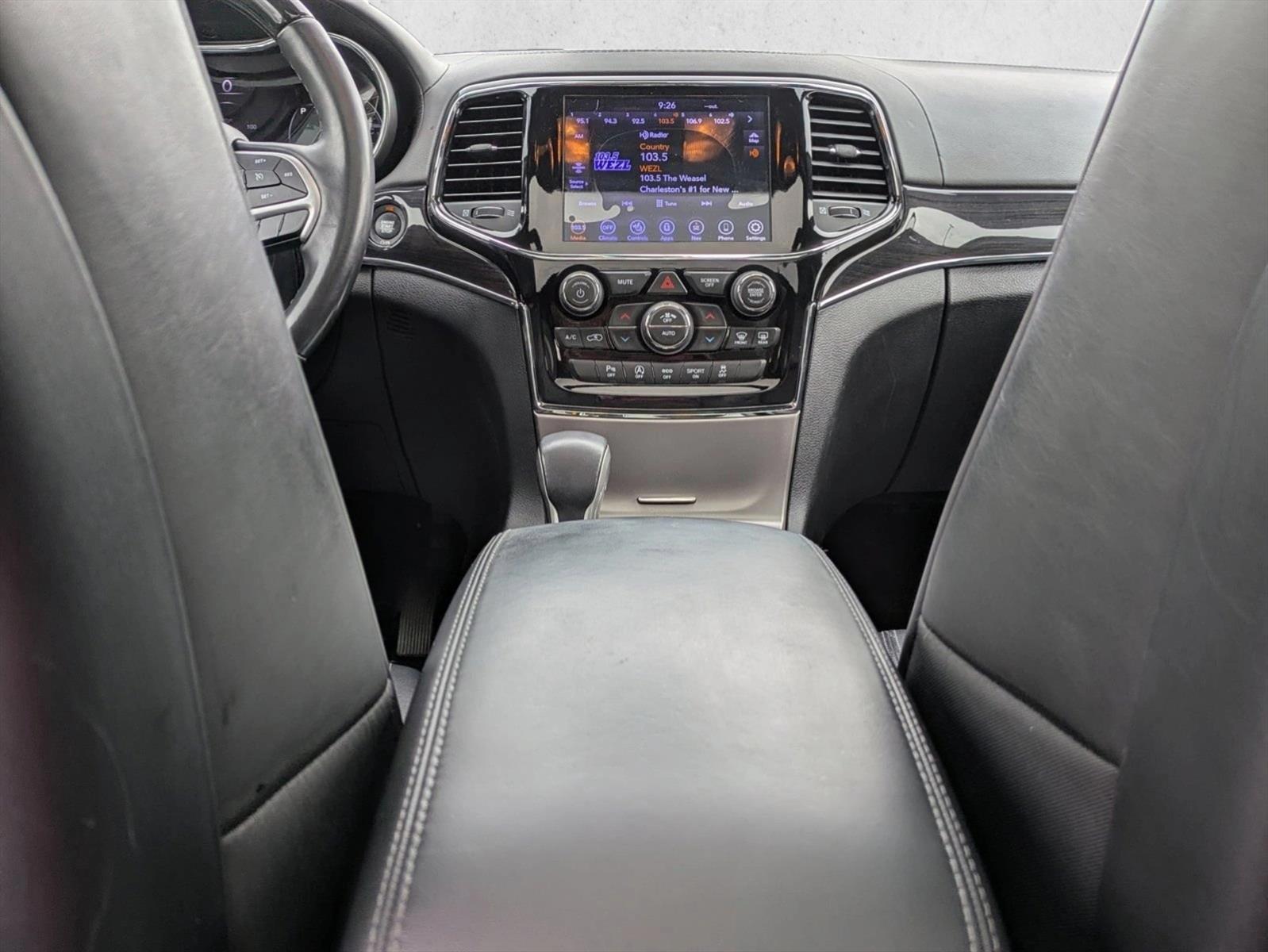 2020 Jeep Grand Cherokee Overland - Photo 15