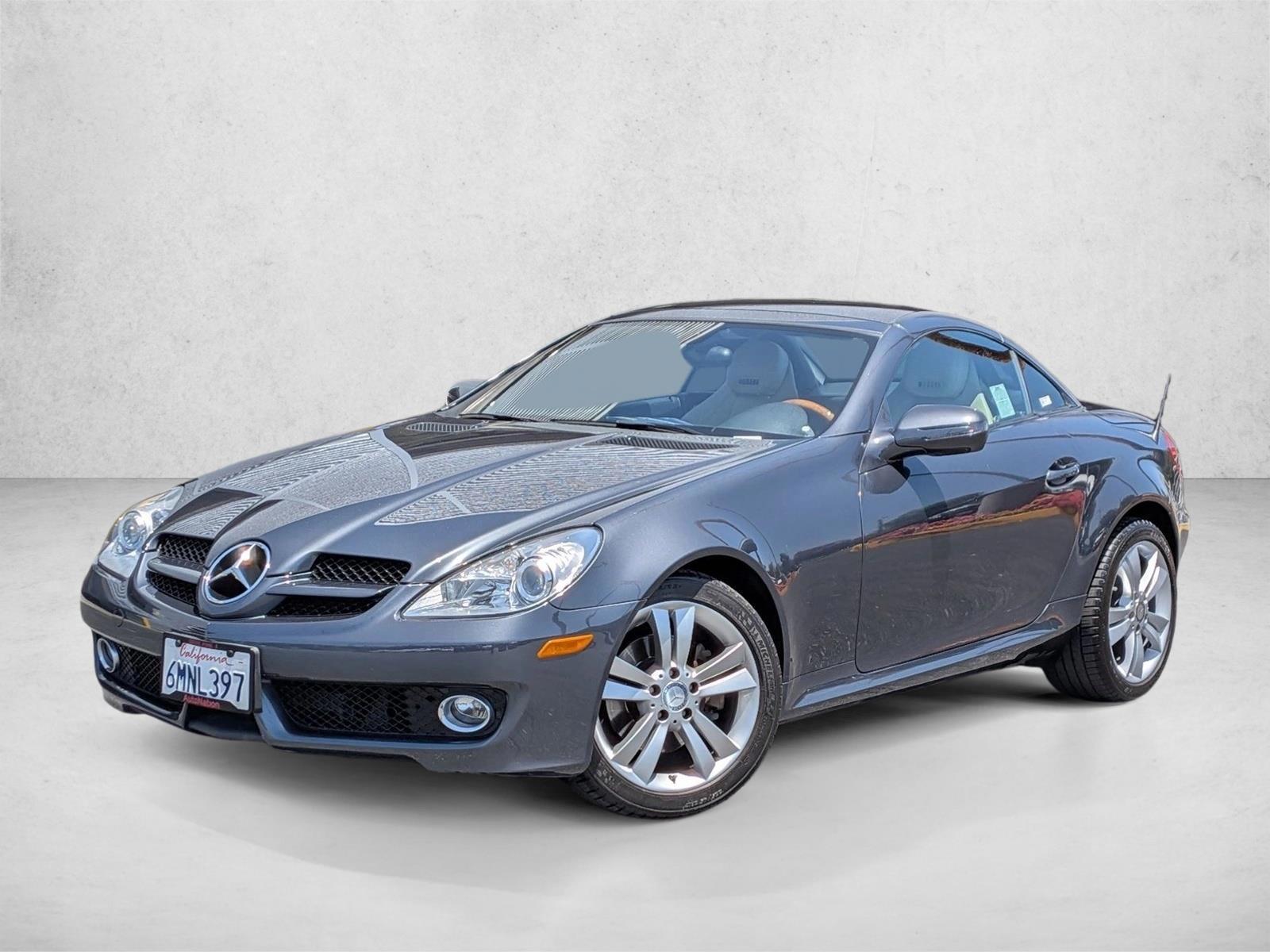 Thumbnail: 2010 Mercedes-Benz SLK - 1