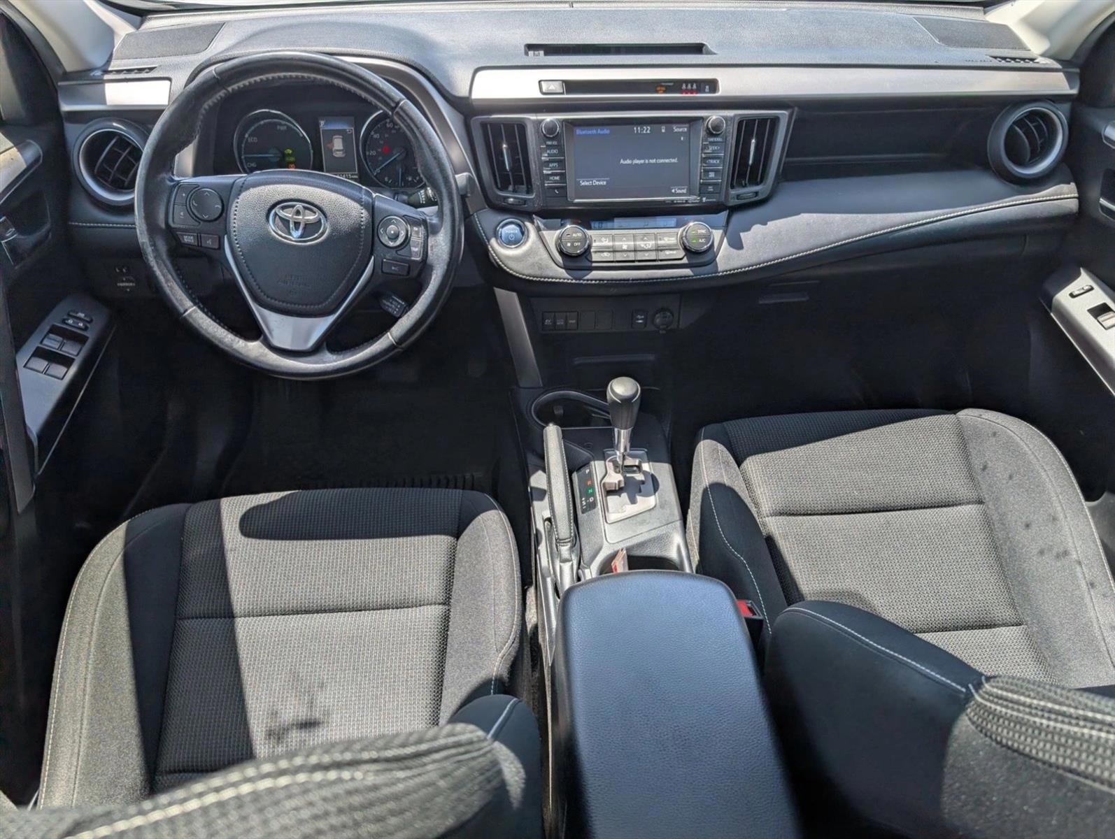 Thumbnail: 2018 Toyota RAV4 - 3