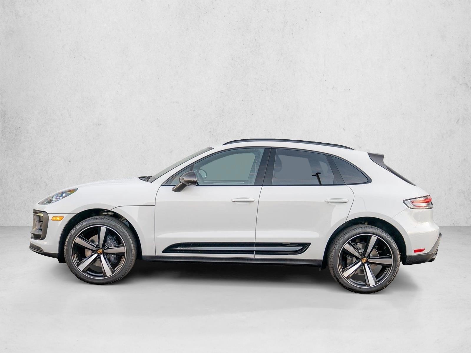 Thumbnail: 2026 Porsche Macan - 2