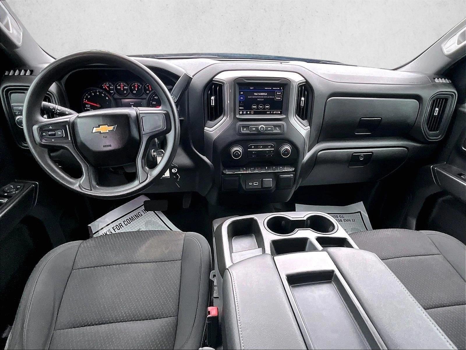 Thumbnail: 2021 Chevrolet Silverado 1500 - 4