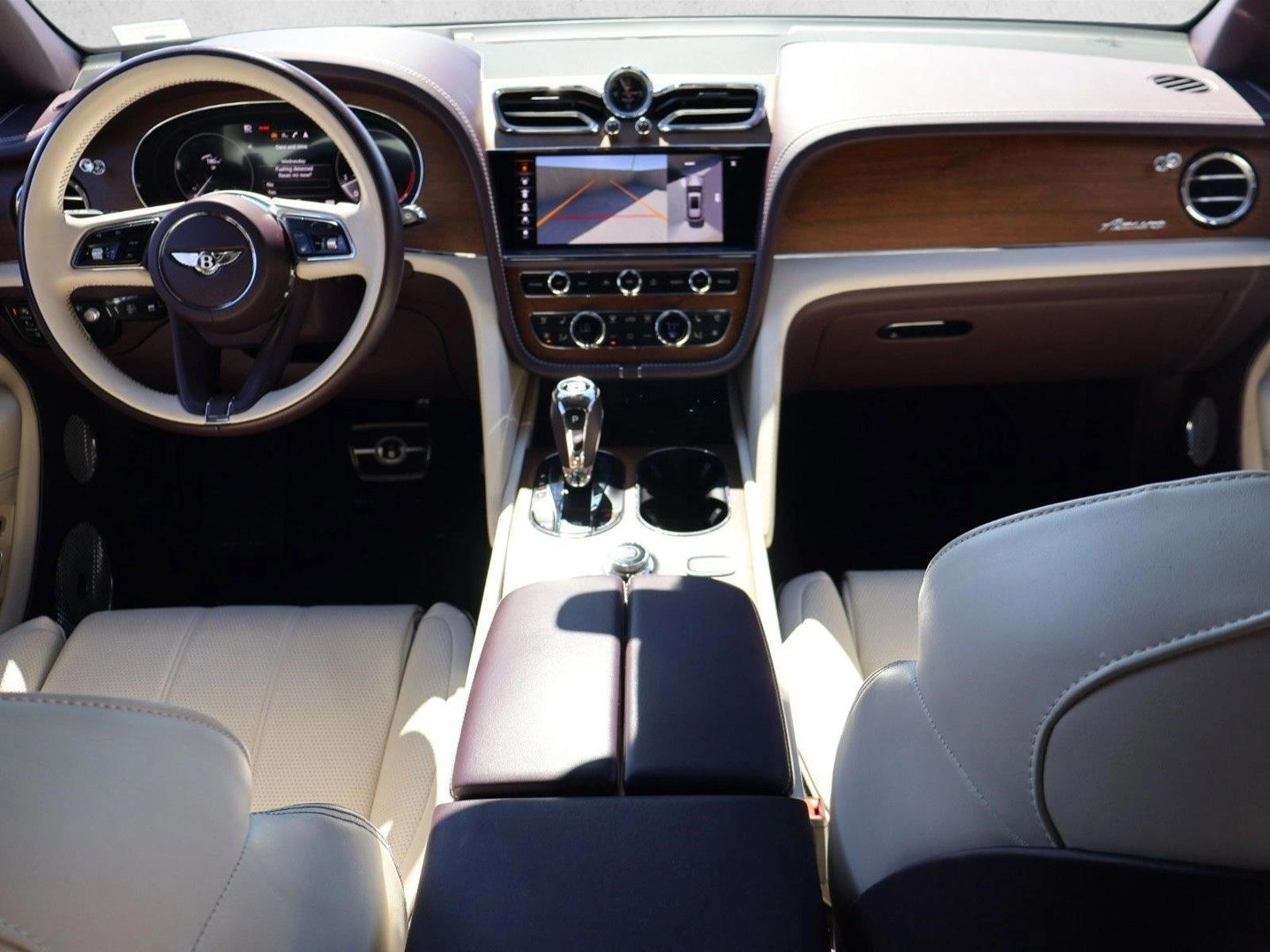 Thumbnail: 2023 Bentley Bentayga - 4