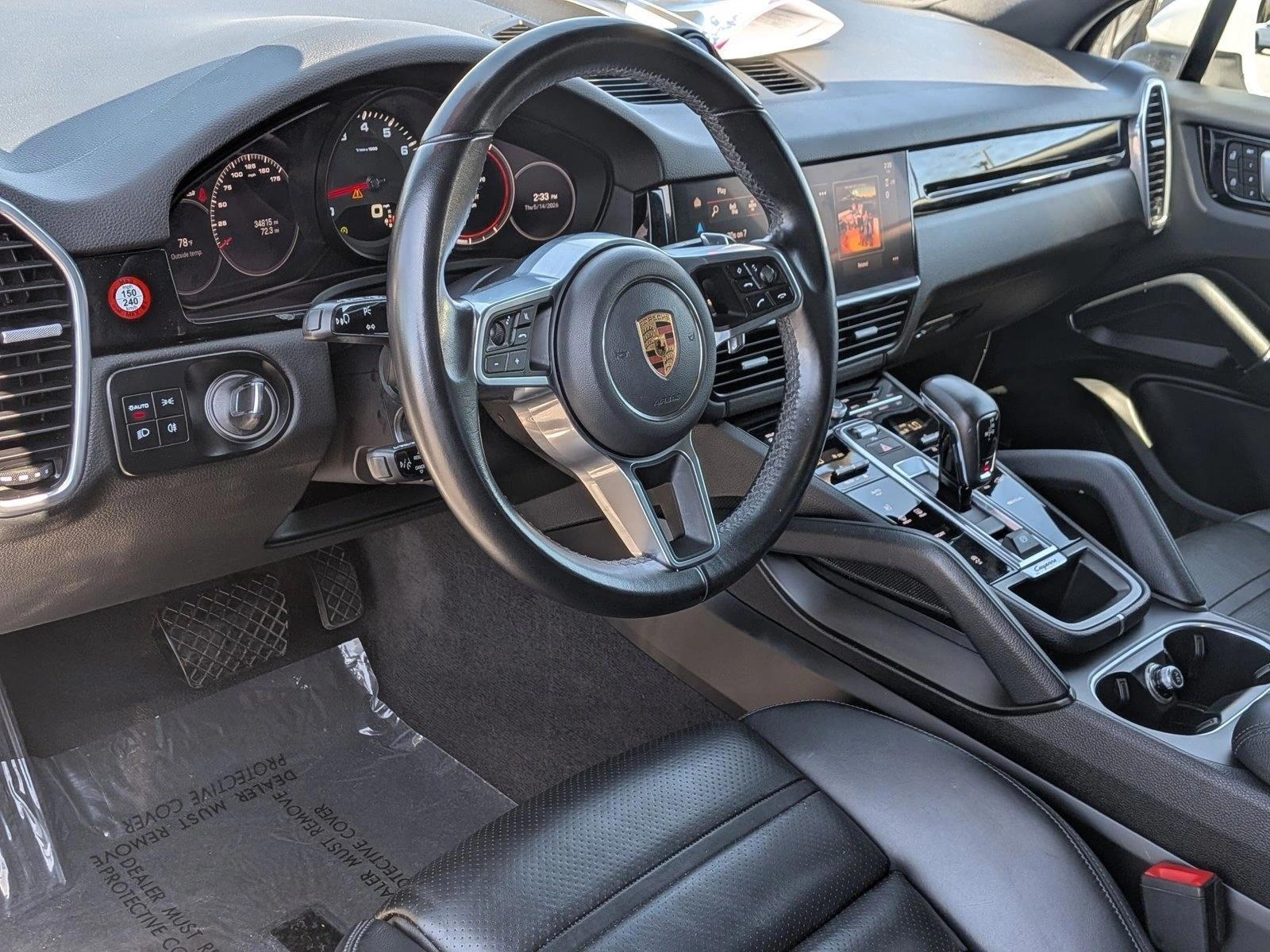 Thumbnail: 2023 Porsche Cayenne - 3