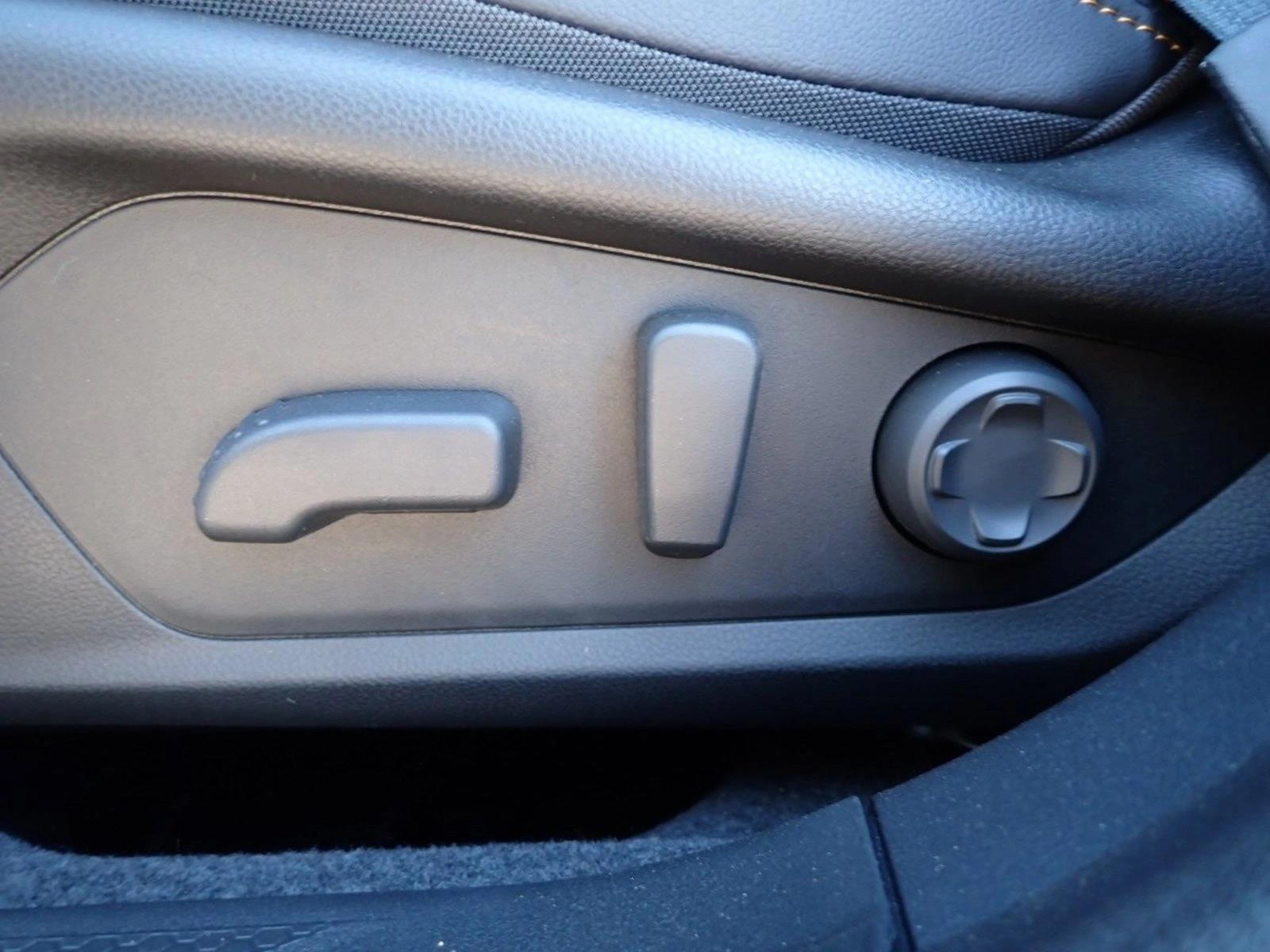 Thumbnail: 2026 Subaru Outback - 4