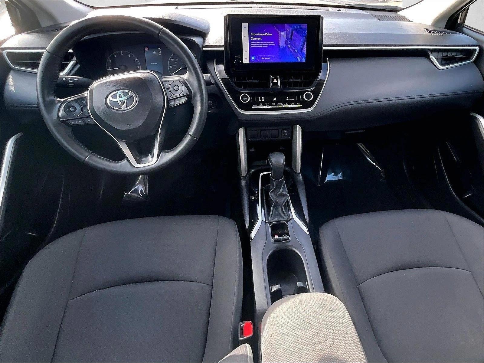 Thumbnail: 2025 Toyota Corolla Cross - 4