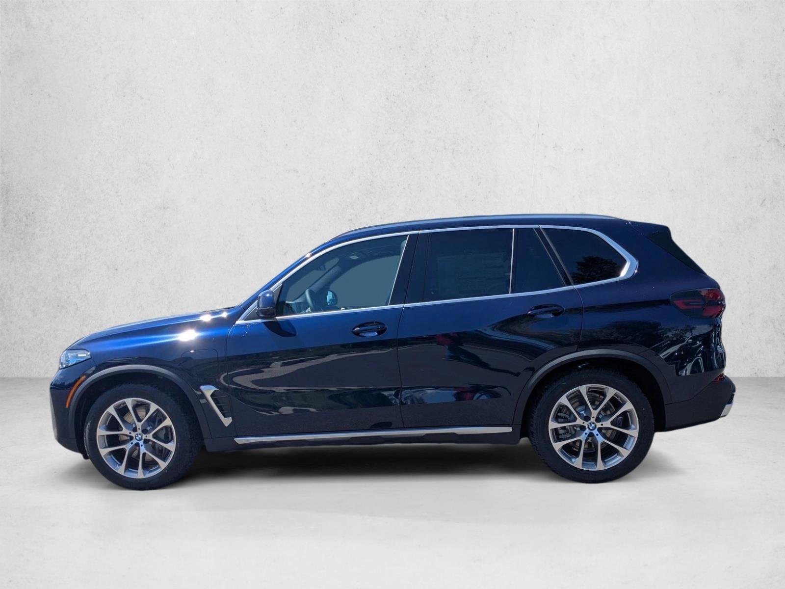 Thumbnail: 2026 BMW X5 - 2