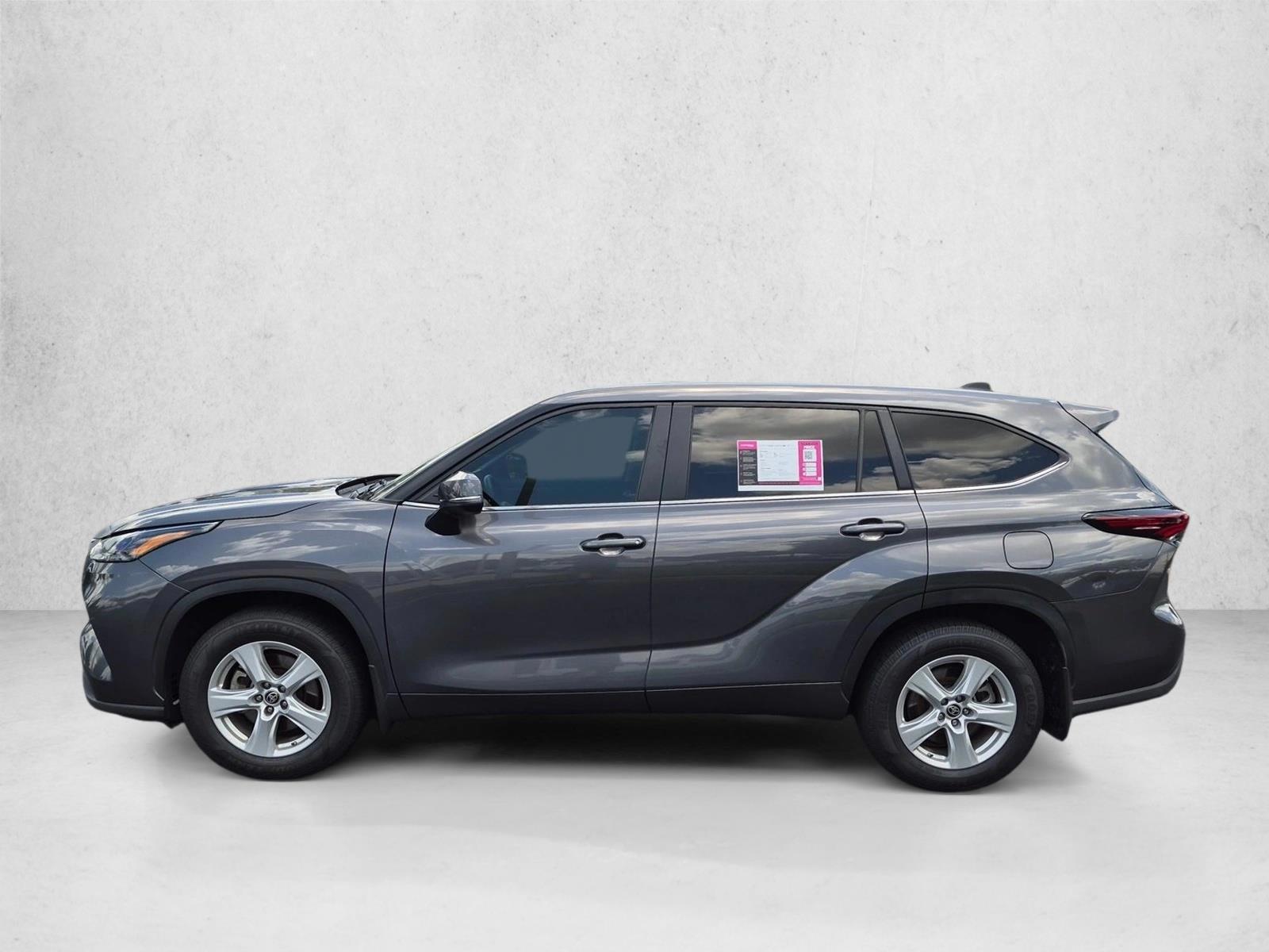 Thumbnail: 2024 Toyota Highlander - 2