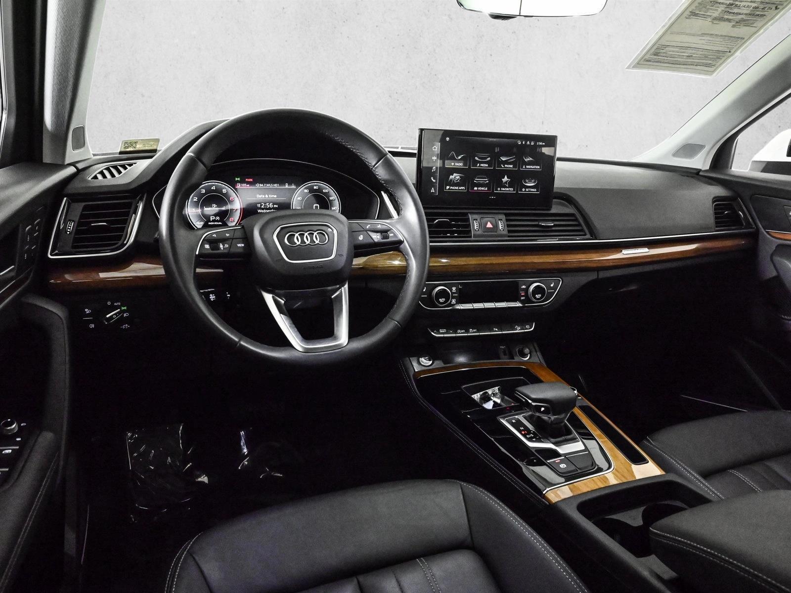 Thumbnail: 2023 Audi Q5 - 3