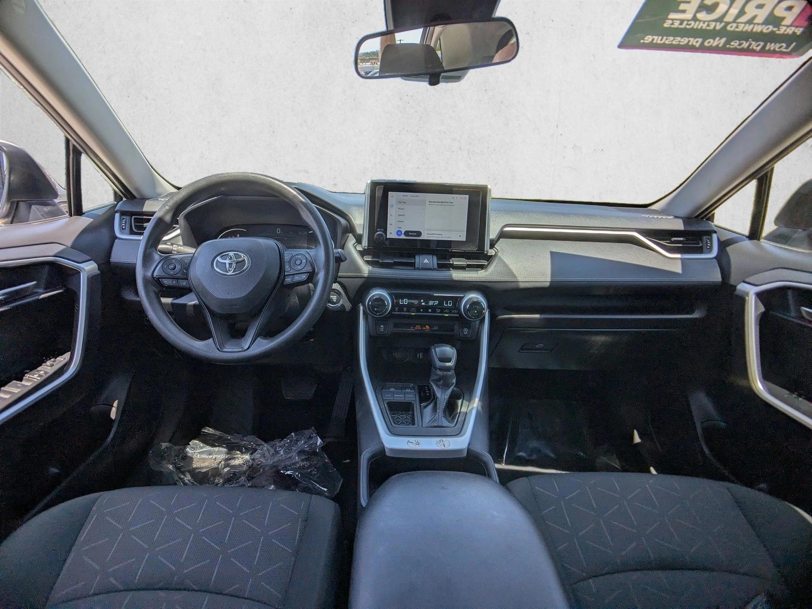 Thumbnail: 2024 Toyota RAV4 - 4