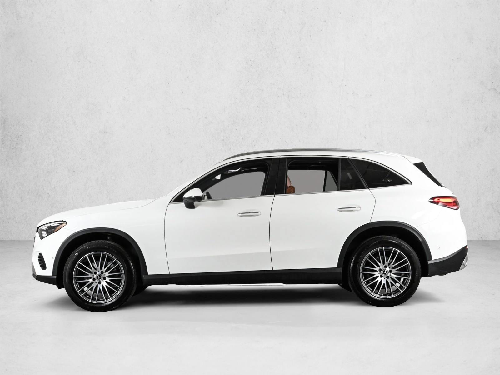 Thumbnail: 2023 Mercedes-Benz GLC - 2