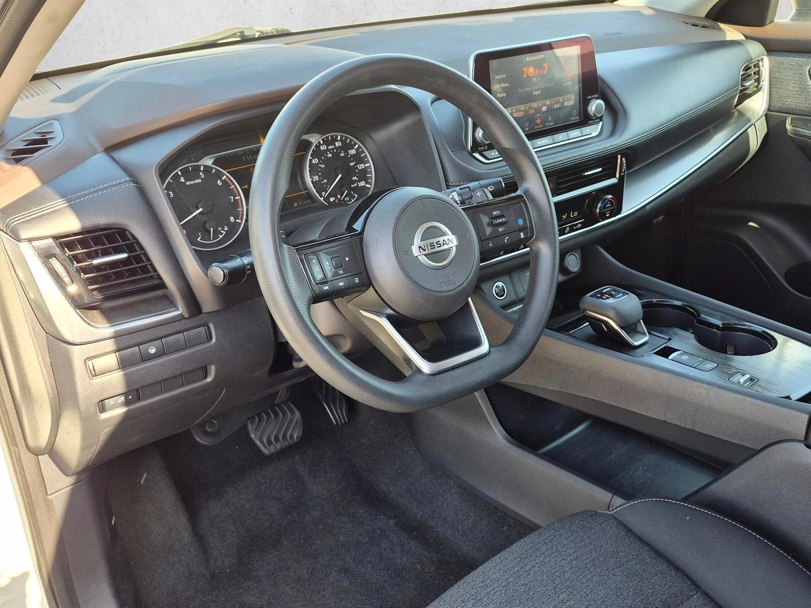 Thumbnail: 2021 Nissan Rogue - 3