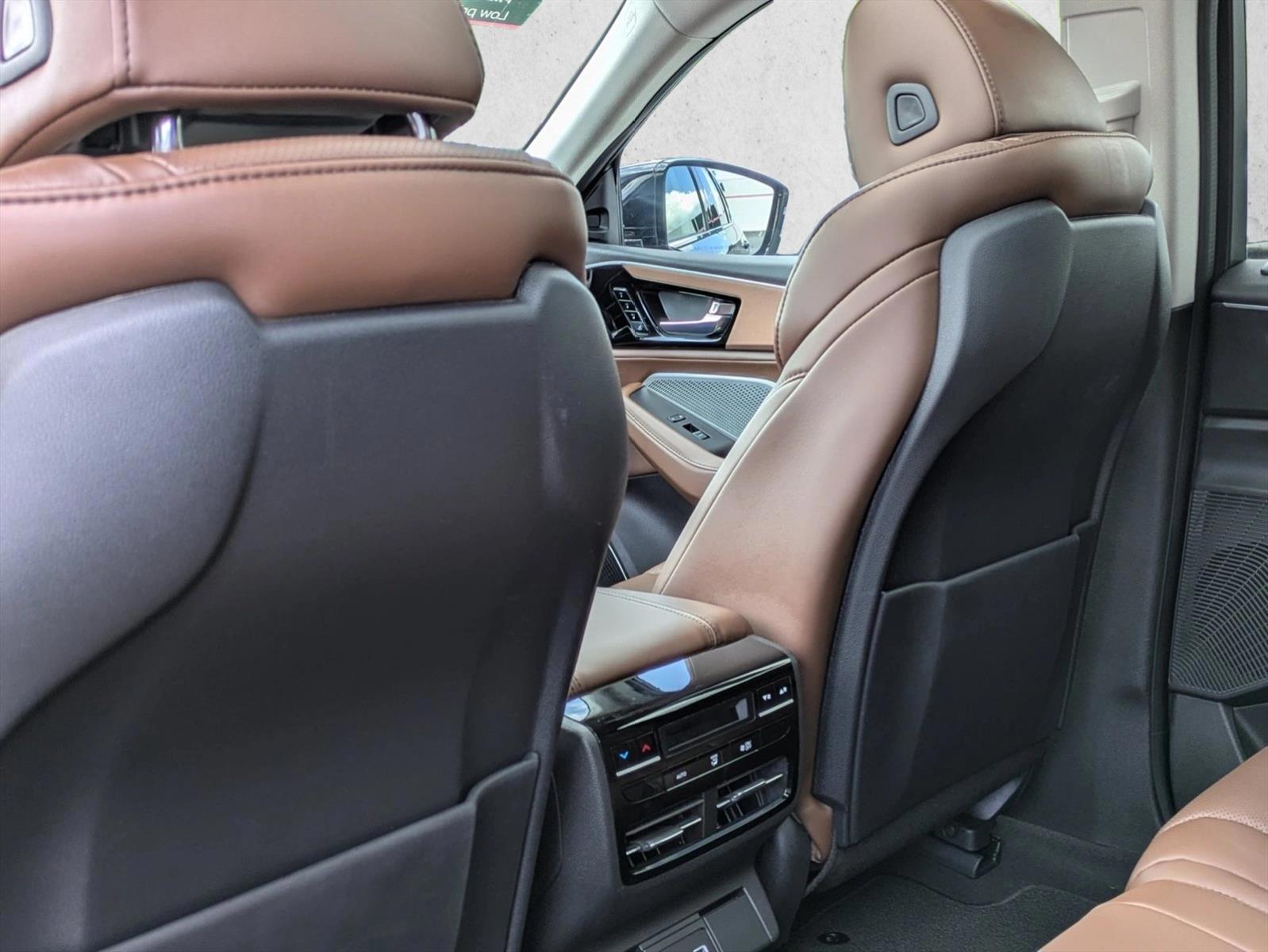 Thumbnail: 2023 Acura MDX - 4