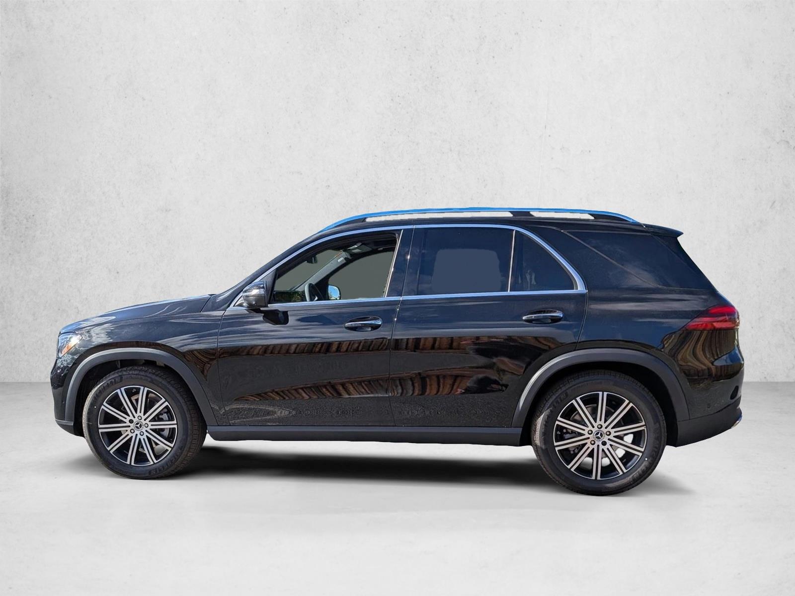 Thumbnail: 2026 Mercedes-Benz GLE - 2