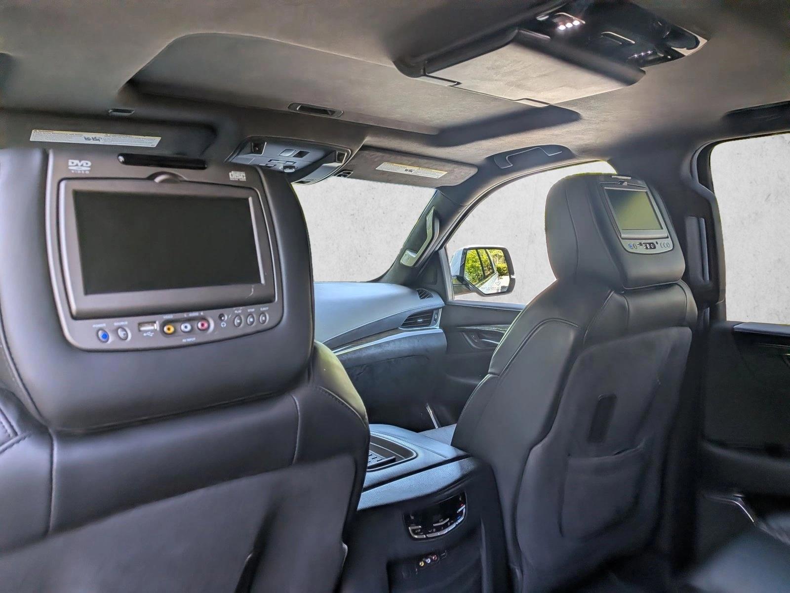 Thumbnail: 2016 Cadillac Escalade - 5