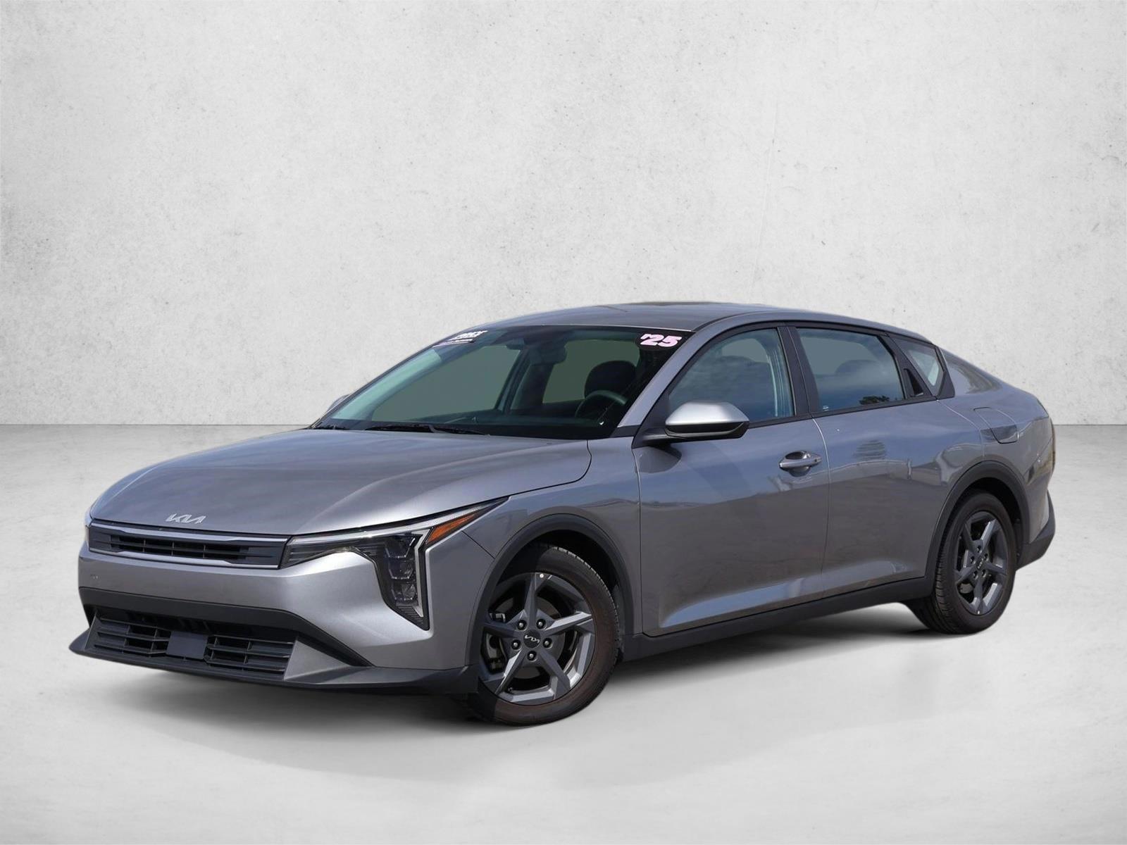 Thumbnail: 2025 Kia K4 - 1