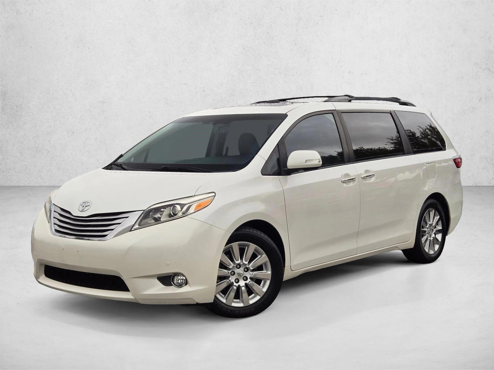 Thumbnail: 2015 Toyota Sienna - 1
