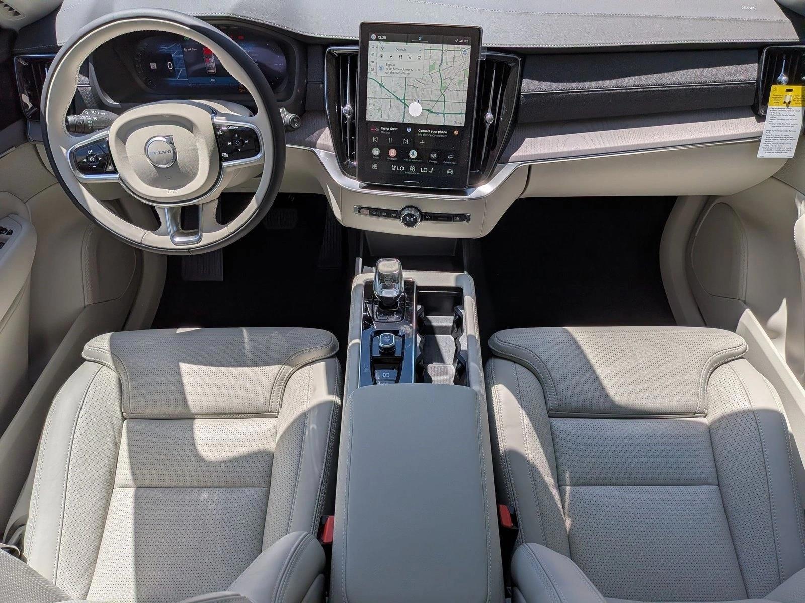 Thumbnail: 2026 Volvo XC90 - 4