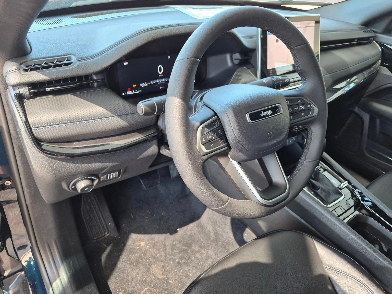 Thumbnail: 2026 Jeep Compass - 3