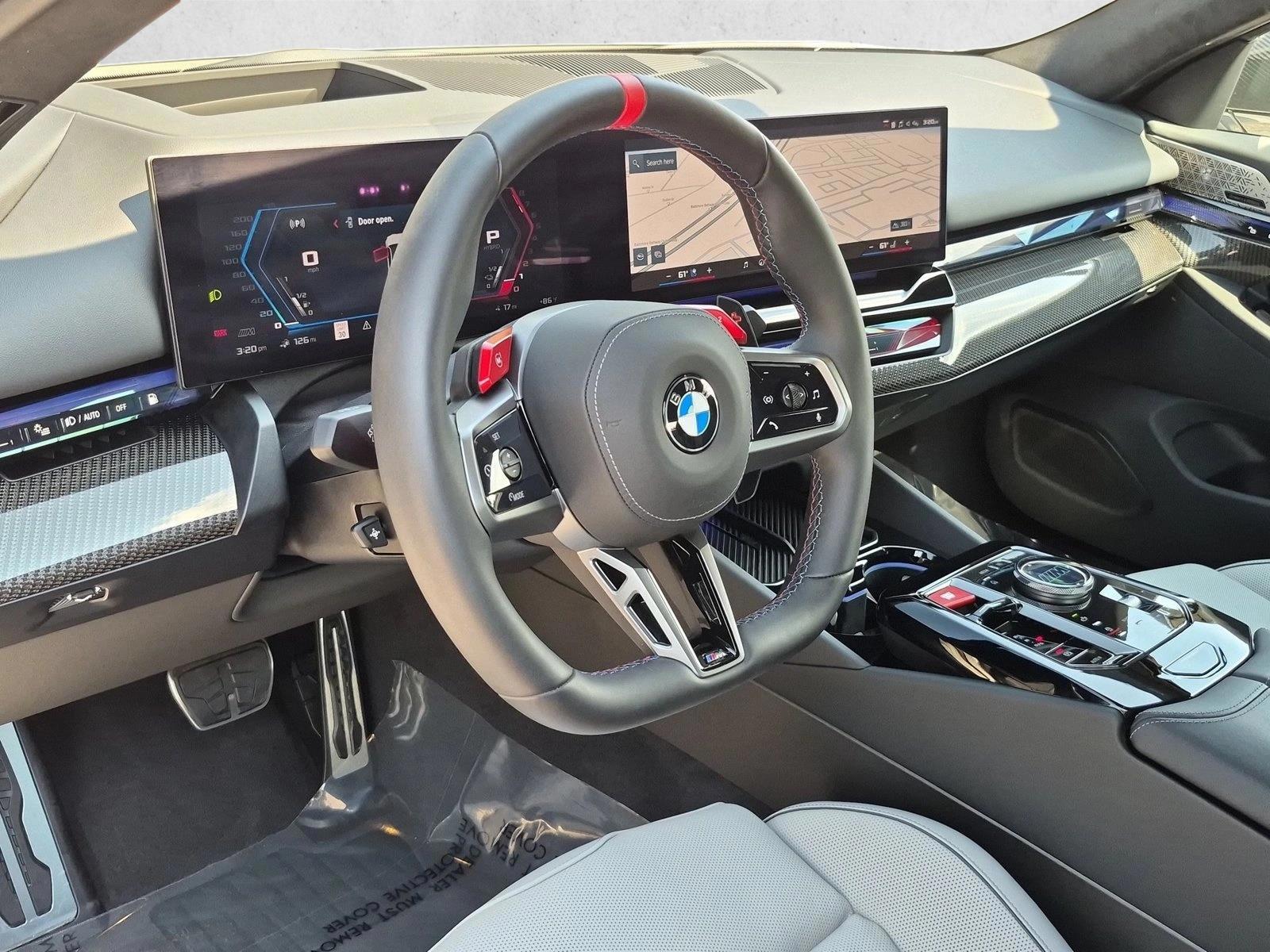 Thumbnail: 2026 BMW M5 - 3