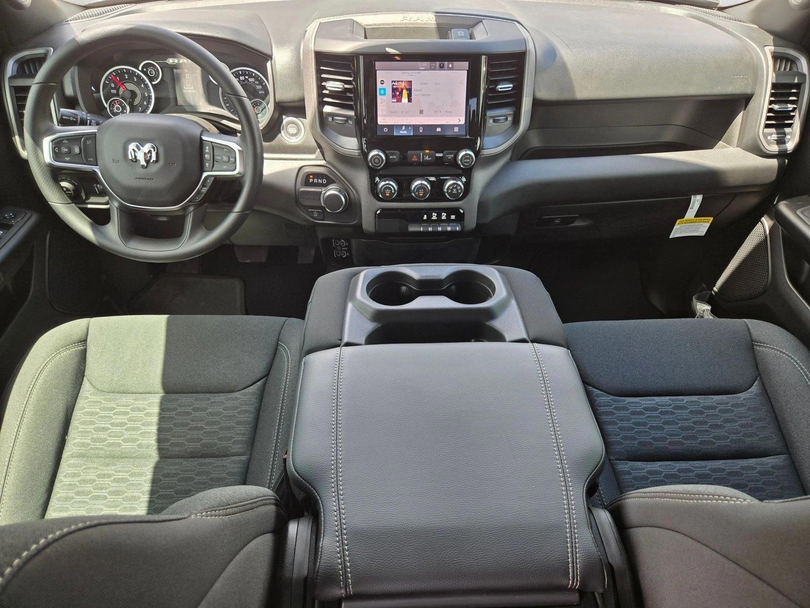 Thumbnail: 2026 RAM 1500 - 4