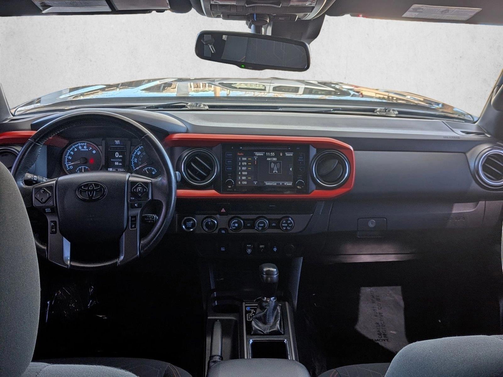 Thumbnail: 2019 Toyota Tacoma - 3