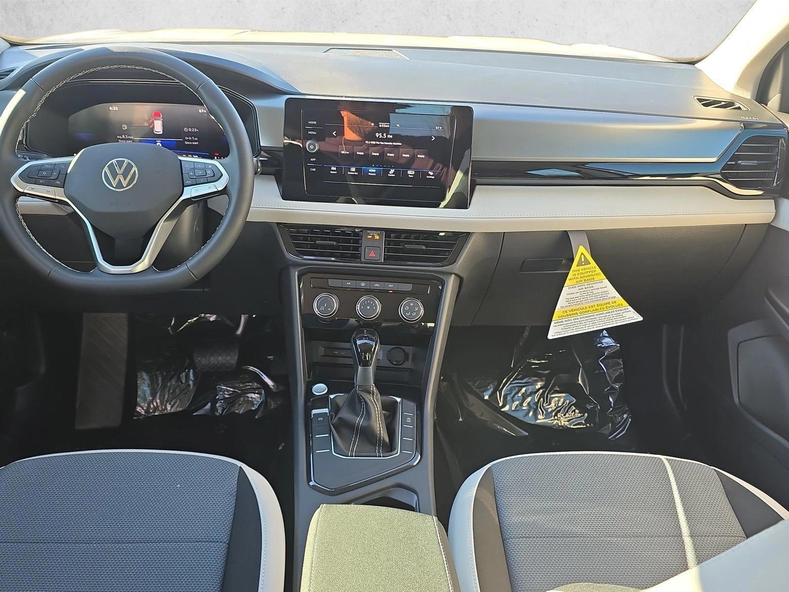 Thumbnail: 2026 Volkswagen Taos - 3
