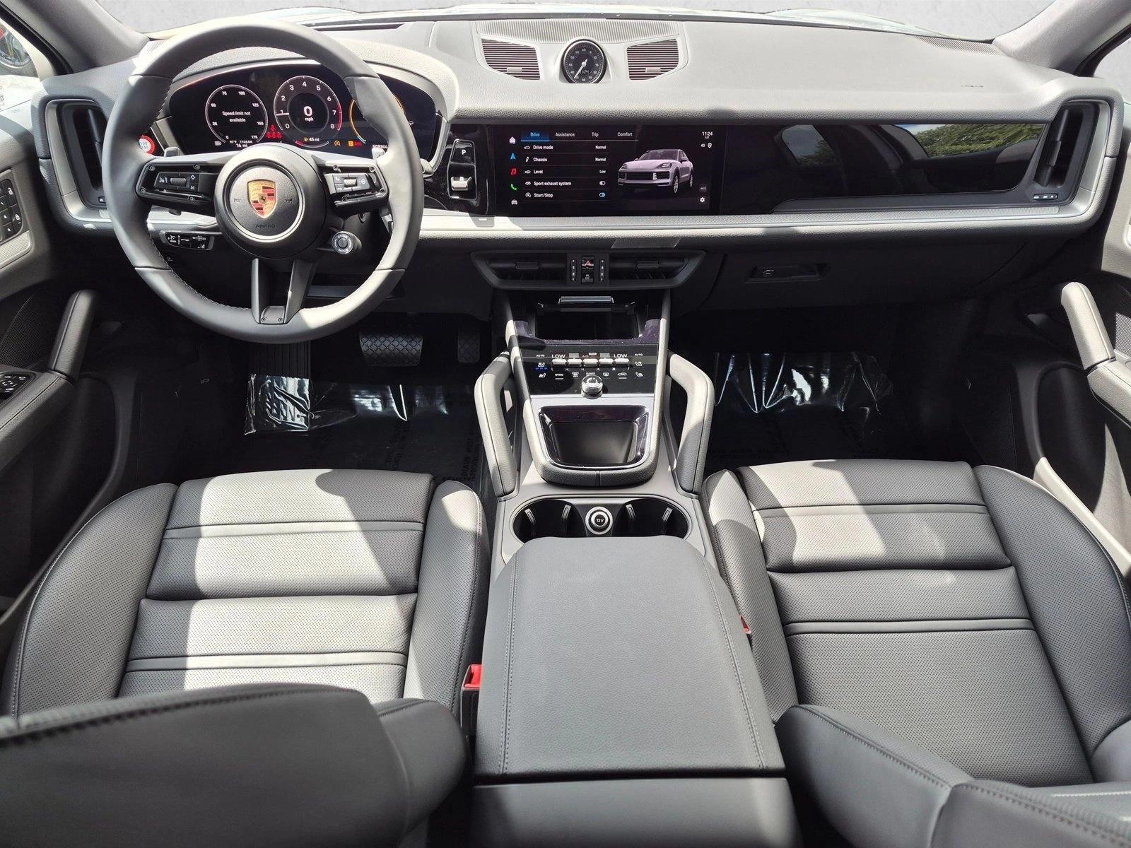 Thumbnail: 2026 Porsche Cayenne - 4