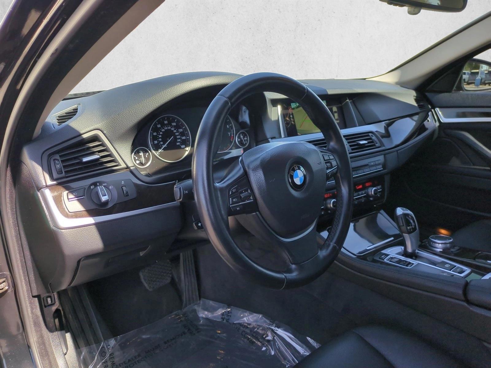 Thumbnail: 2015 BMW 5 Series - 3