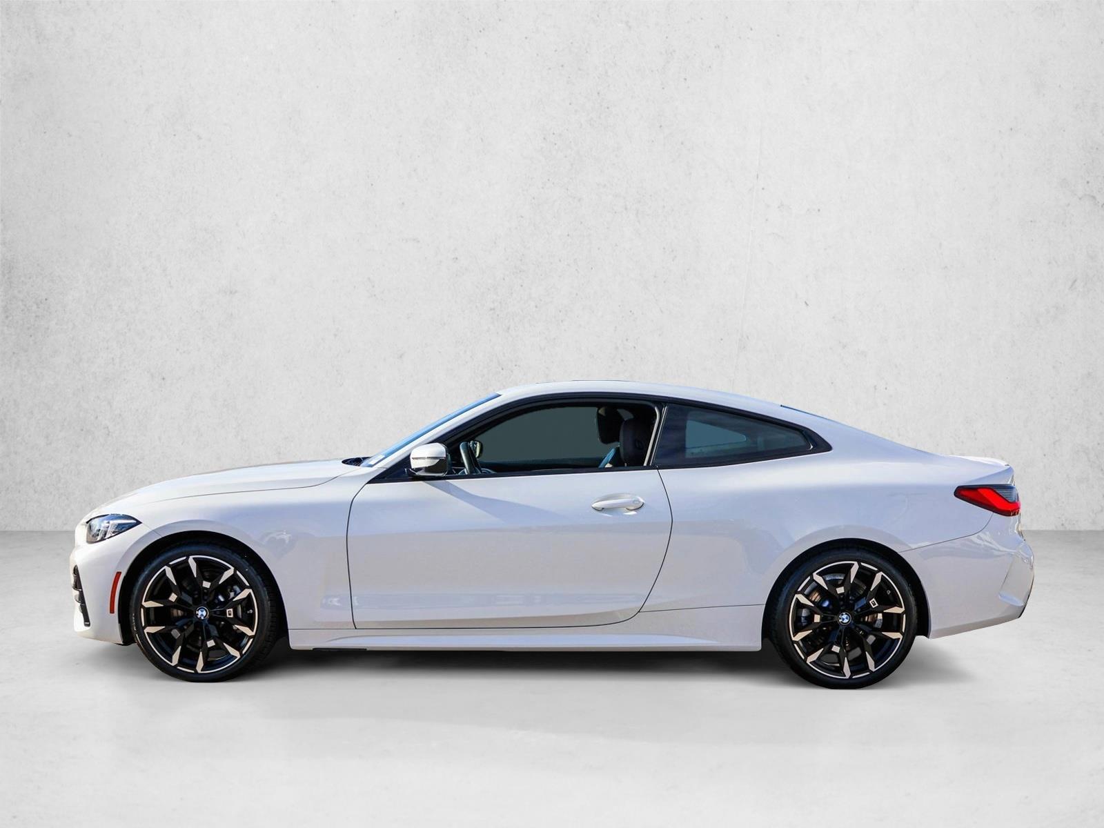 Thumbnail: 2026 BMW 4 Series - 2