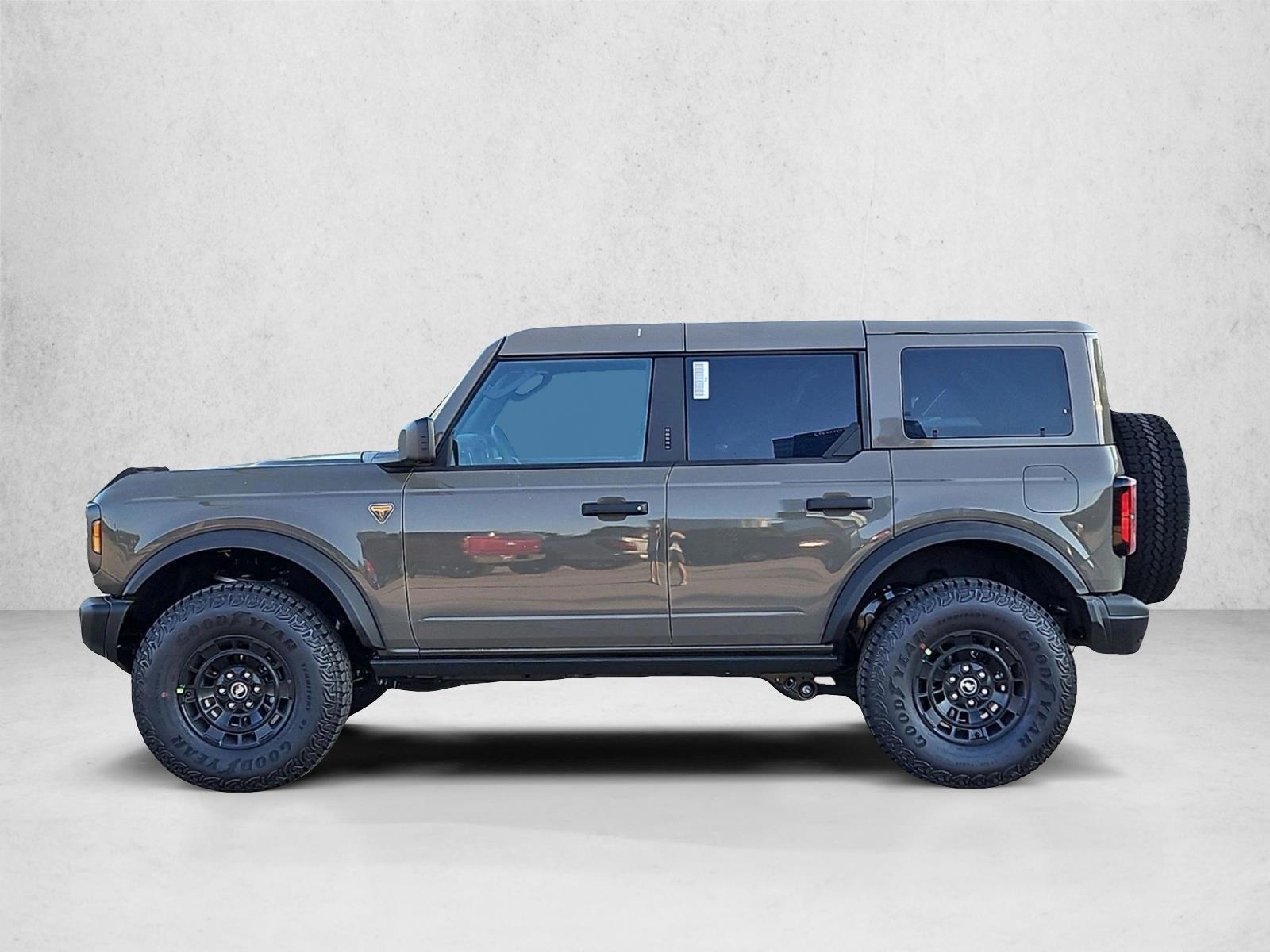 Thumbnail: 2026 Ford Bronco - 2