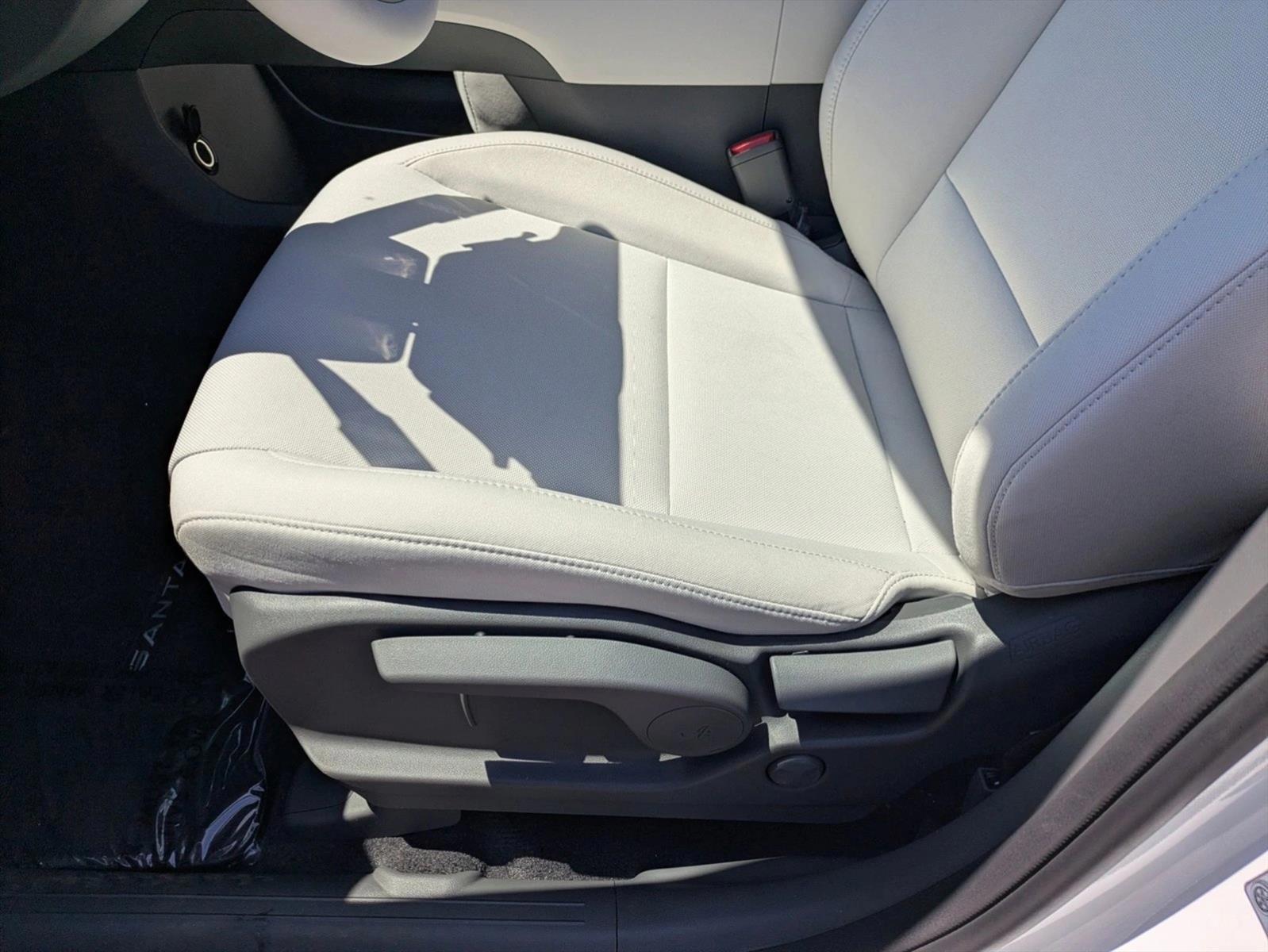Thumbnail: 2026 Hyundai Santa Fe - 4