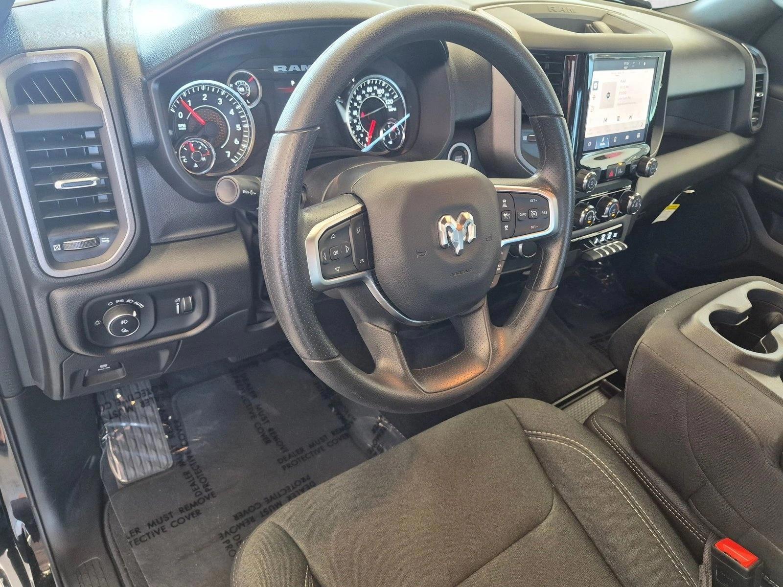Thumbnail: 2025 RAM 1500 - 3