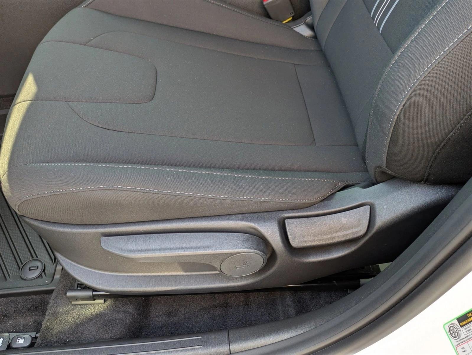 Thumbnail: 2026 Hyundai Elantra - 5