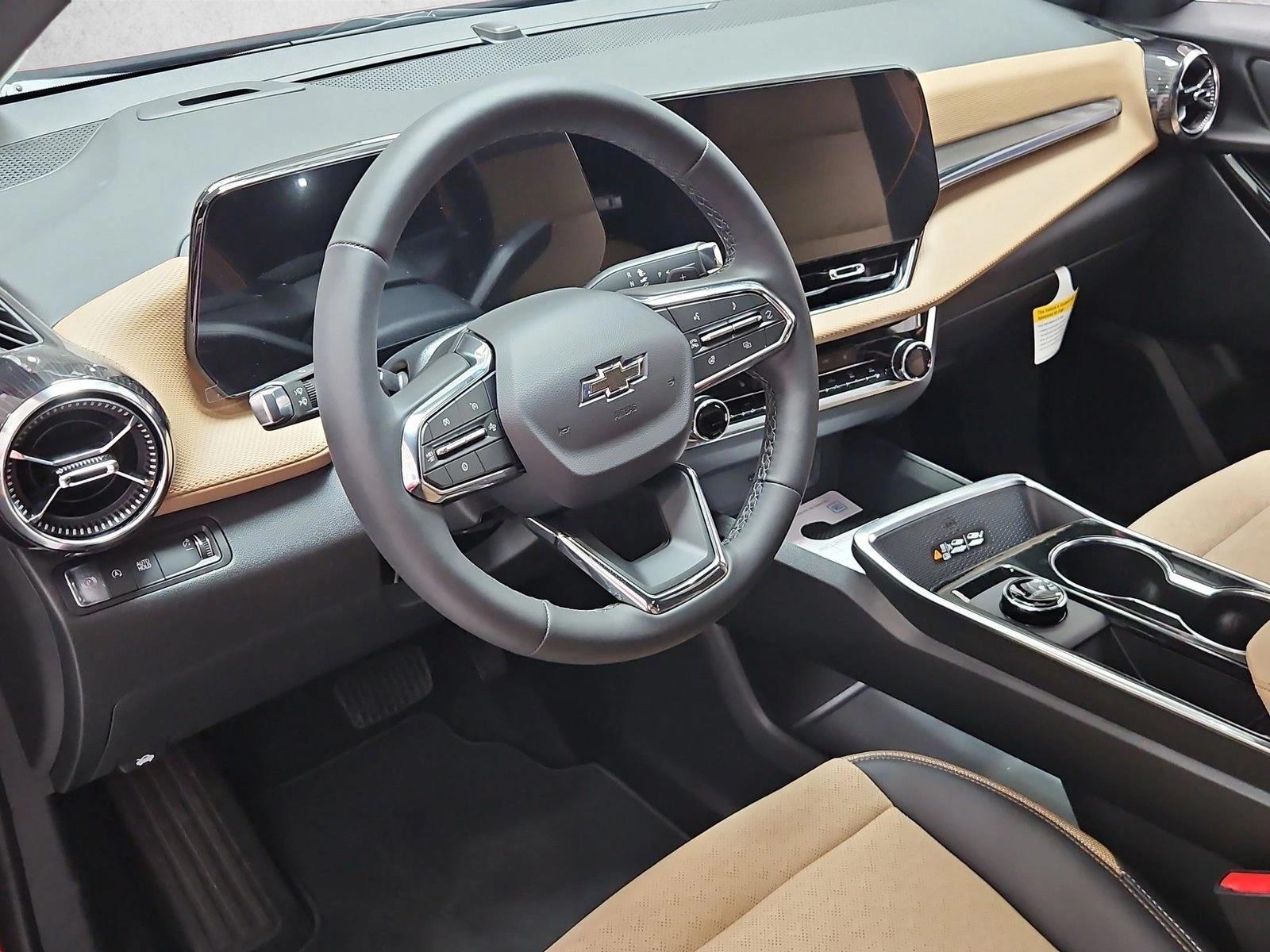 Thumbnail: 2026 Chevrolet Equinox - 3