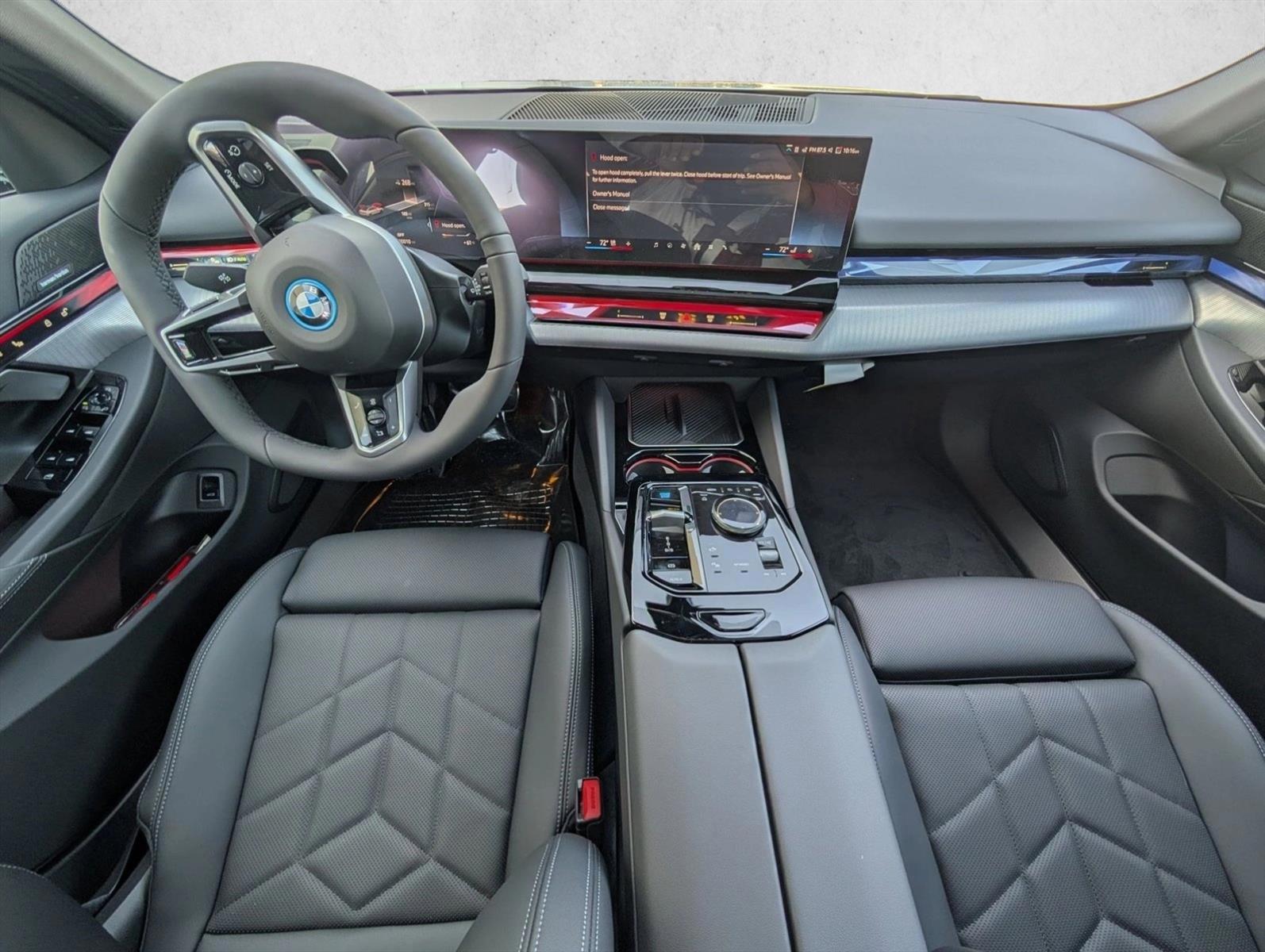 Thumbnail: 2026 BMW i5 - 4