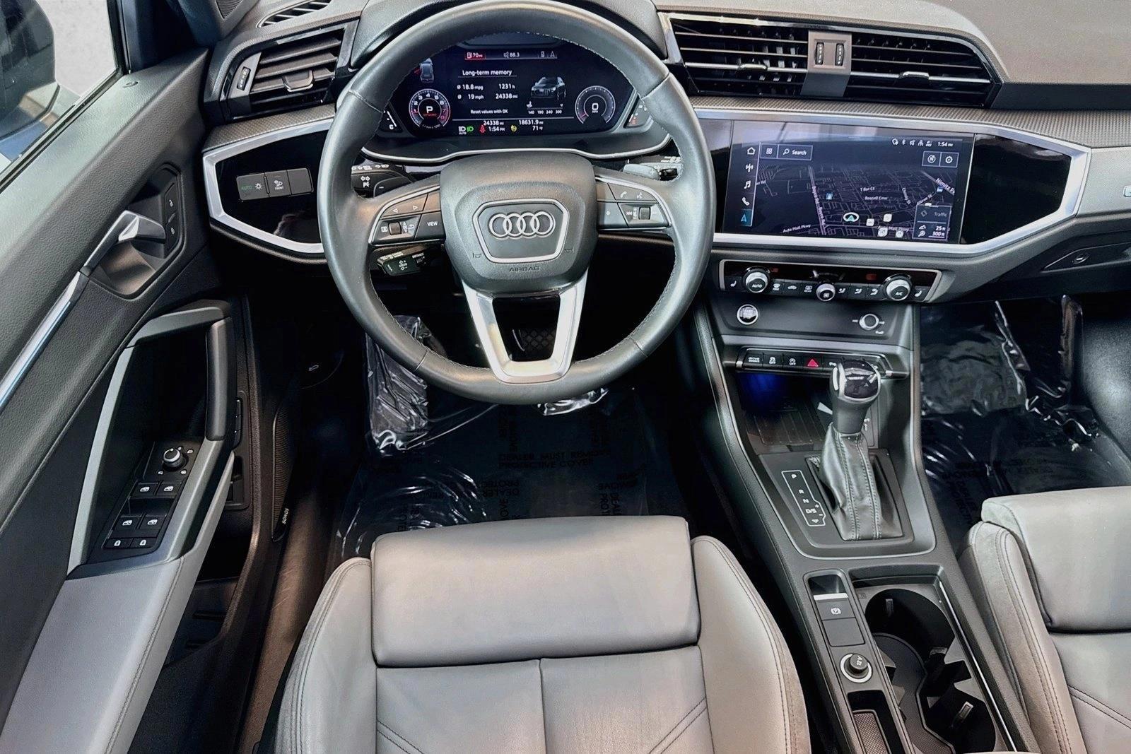 Thumbnail: 2022 Audi Q3 - 4