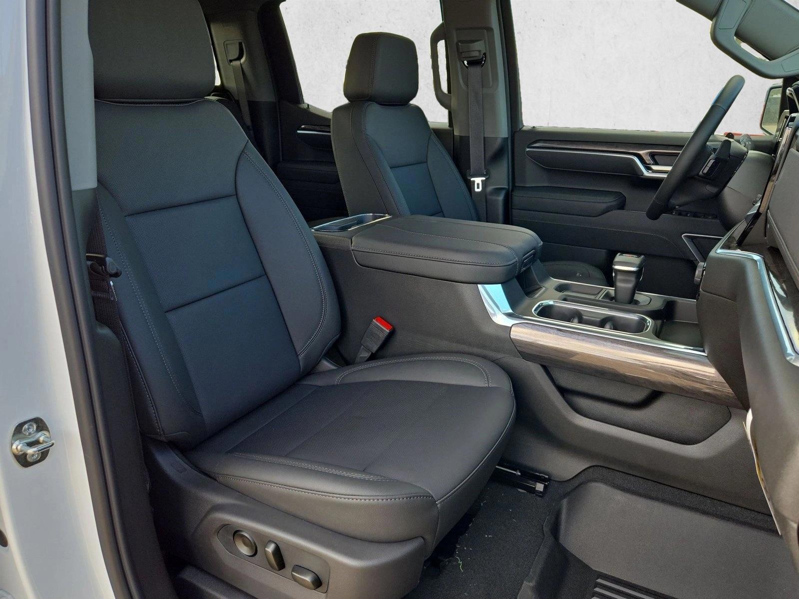 Thumbnail: 2026 Chevrolet Silverado 1500 - 5